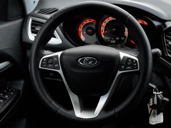 Lada (ВАЗ) Vesta I с пробегом 2019 года, цена 1 109 000 рублей, 91947 км, универсал, Автокод Объявления