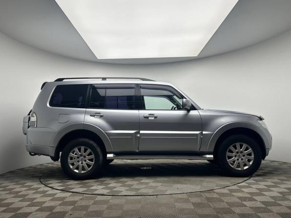 Mitsubishi Pajero IV Рестайлинг 1 с пробегом 2011 года, цена 1 619 000 рублей, 291000 км, внедорожник, Автокод Объявления