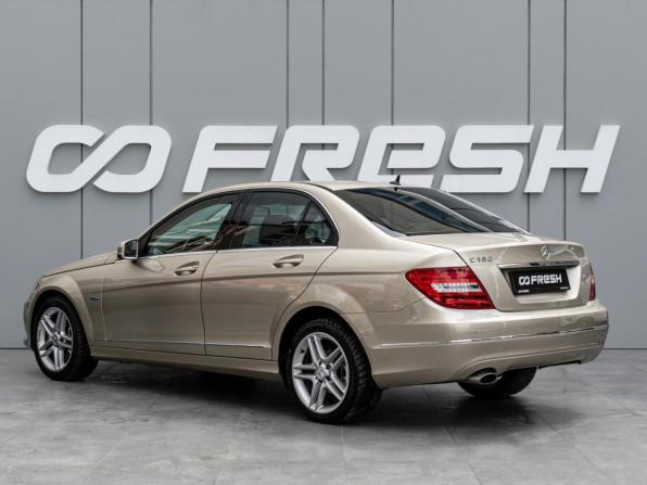 Mercedes-Benz C-Класс III (W204) Рестайлинг с пробегом 2012 года, цена 1 320 000 рублей, 249659 км, седан, Автокод Объявления