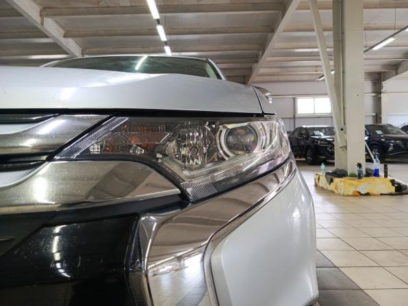 Mitsubishi Outlander III Рестайлинг 2 с пробегом 2017 года, цена 1 990 000 рублей, 145215 км, внедорожник, Автокод Объявления