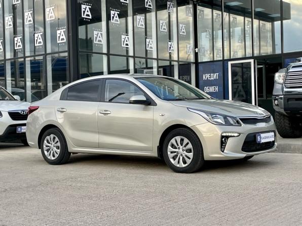Kia Rio IV с пробегом 2019 года, цена 1 230 000 рублей, 111091 км, седан, Автокод Объявления