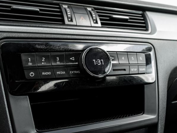 Skoda Rapid I с пробегом 2017 года, цена 1 100 000 рублей, 106457 км, лифтбек, Автокод Объявления