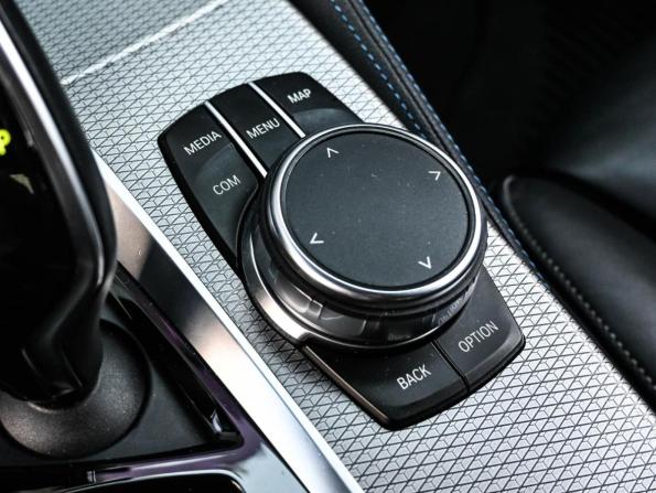 BMW 5 серии VII (G30/G31/G38) с пробегом 2018 года, цена 4 149 000 рублей, 49996 км, седан, Автокод Объявления