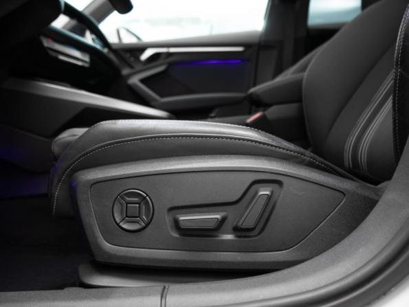 Audi A3 IV (8Y) с пробегом 2021 года, цена 2 750 000 рублей, 52500 км, хэтчбек, Автокод Объявления