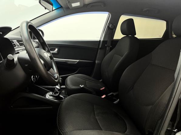 Kia Rio III с пробегом 2012 года, цена 699 000 рублей, 156112 км, хэтчбек, Автокод Объявления