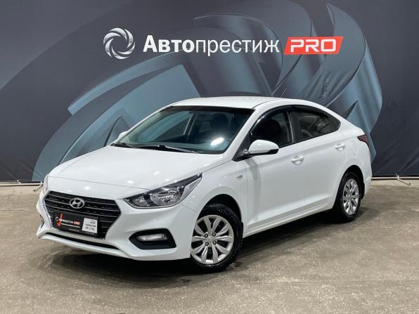 Hyundai Solaris II с пробегом 2017 года, цена 1 025 000 рублей, 88547 км, седан, Автокод Объявления