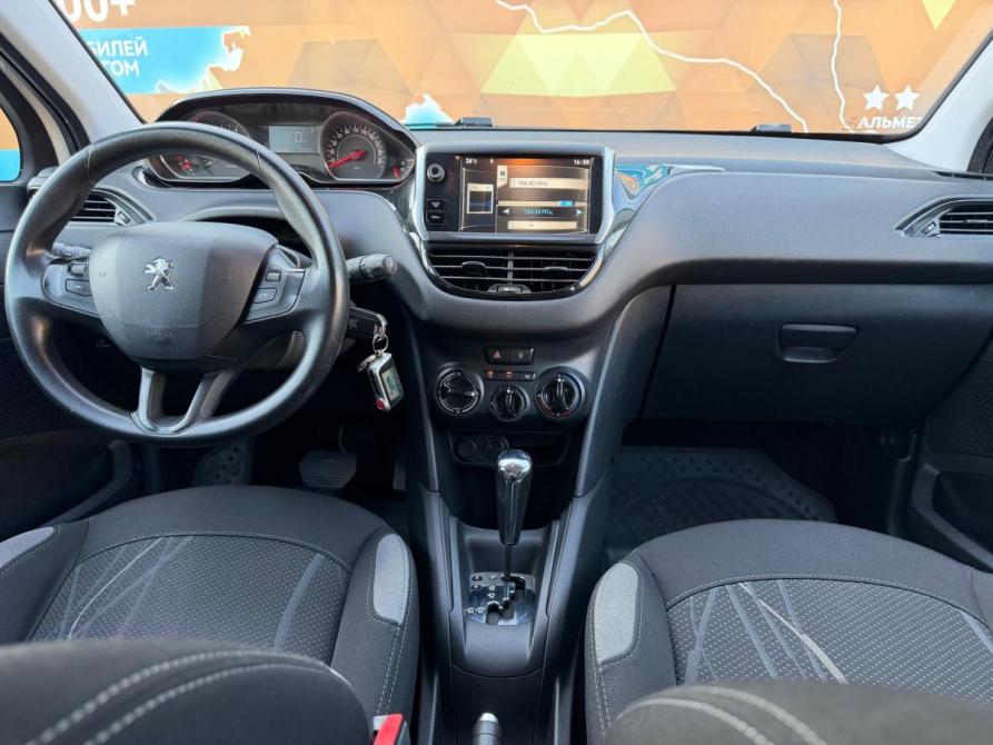 Peugeot 208 I Набережные Челны  - изображение 19