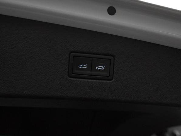 Volkswagen Tiguan II Рестайлинг с пробегом 2021 года, цена 3 500 000 рублей, 66433 км, внедорожник, Автокод Объявления