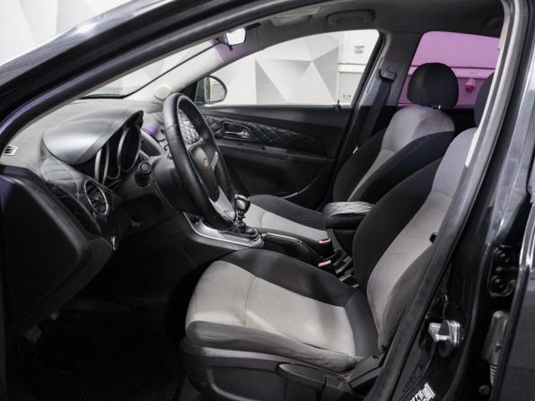 Chevrolet Cruze I Рестайлинг с пробегом 2013 года, цена 589 000 рублей, 260917 км, хэтчбек, Автокод Объявления