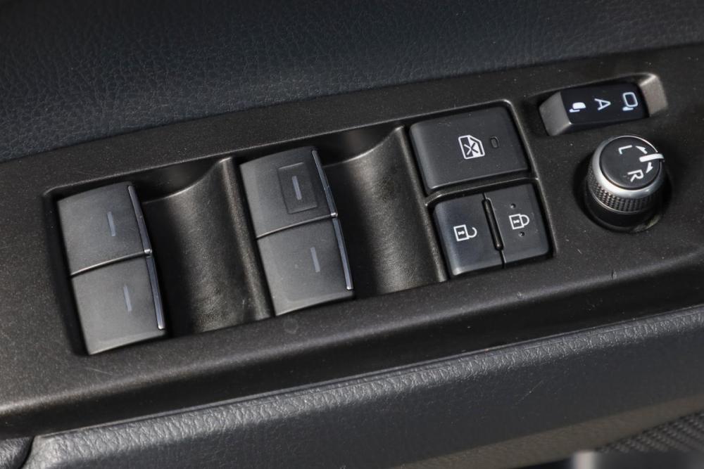Toyota Camry VIII (XV70) Рестайлинг Новосибирск  - изображение 8