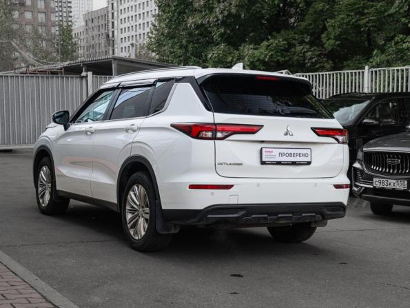 Mitsubishi Outlander IV с пробегом 2022 года, цена 2 850 000 рублей, 145016 км, внедорожник, Автокод Объявления