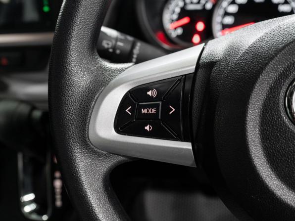Toyota Passo III Рестайлинг с пробегом 2019 года, цена 930 000 рублей, 100485 км, хэтчбек, Автокод Объявления
