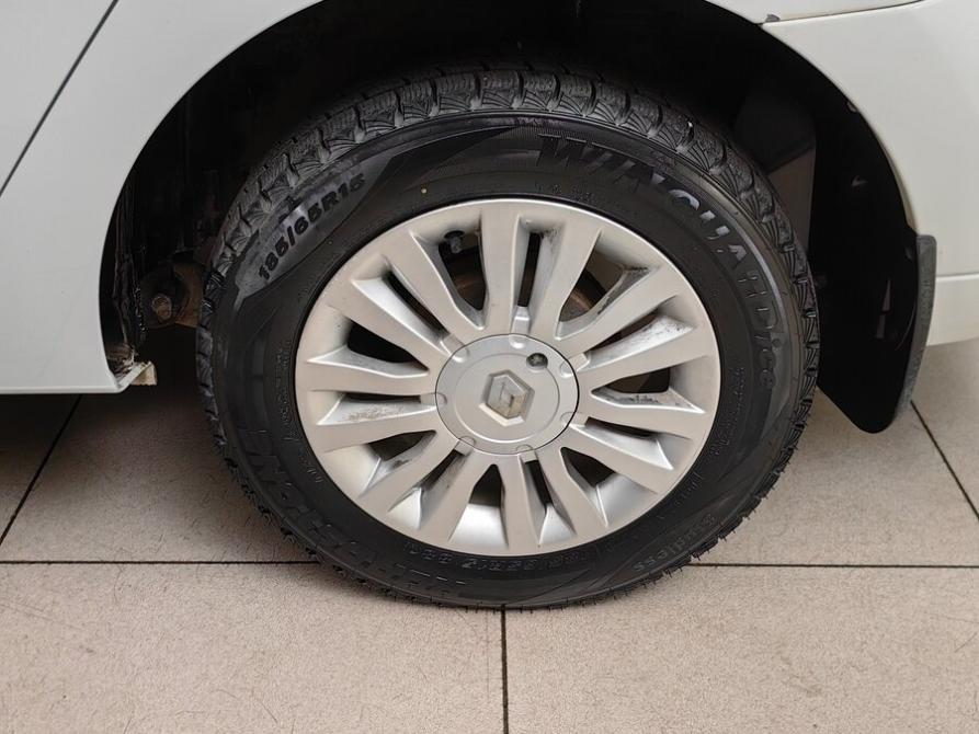 Renault Logan II Подольск  - изображение 24