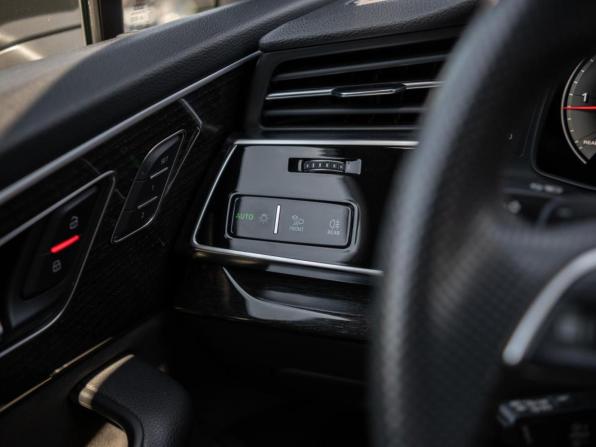 Audi Q7 II (4M) Рестайлинг с пробегом 2020 года, цена 5 299 000 рублей, 224694 км, внедорожник, Автокод Объявления