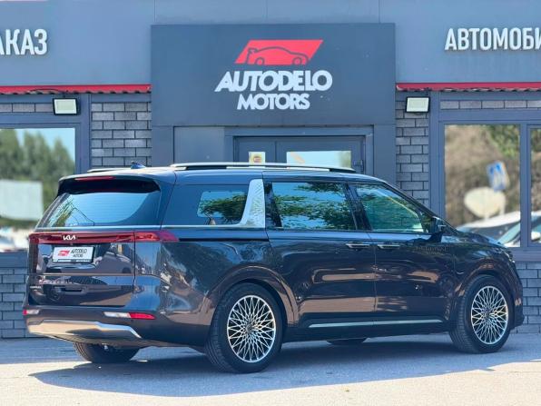 Kia Carnival IV с пробегом 2022 года, цена 3 990 000 рублей, 62742 км, минивэн, Автокод Объявления