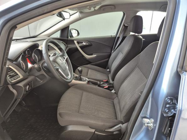 Opel Astra J с пробегом 2010 года, цена 479 000 рублей, 158484 км, хэтчбек, Автокод Объявления