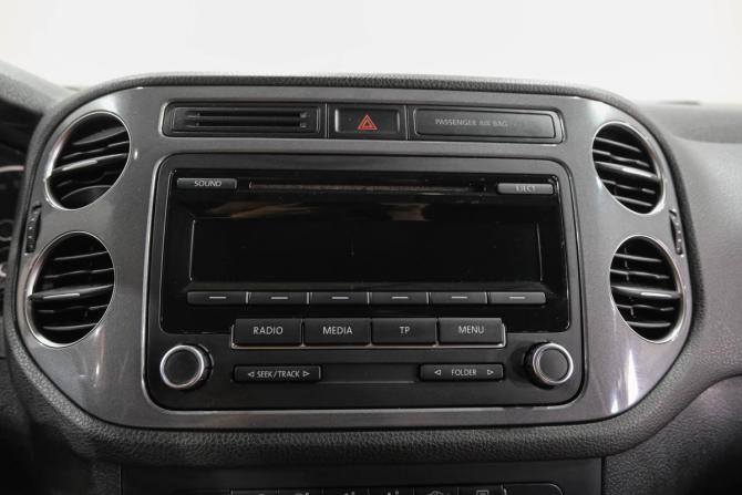 Volkswagen Tiguan I Рестайлинг с пробегом 2011 года, цена 899 000 рублей, 191157 км, внедорожник, Автокод Объявления
