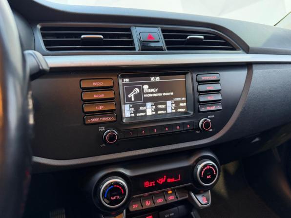Kia Rio IV с пробегом 2017 года, цена 1 275 000 рублей, 130271 км, седан, Автокод Объявления