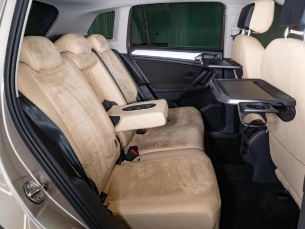 Volkswagen Tiguan II с пробегом 2017 года, цена 2 200 000 рублей, 157843 км, внедорожник, Автокод Объявления
