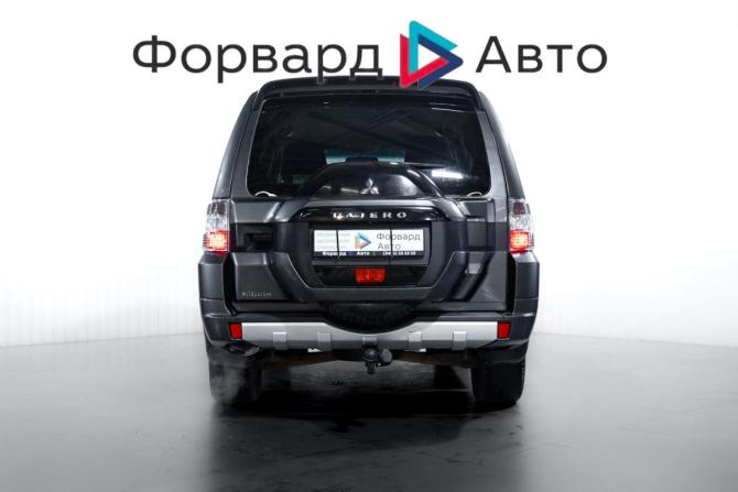 Mitsubishi Pajero IV Рестайлинг 1 с пробегом 2014 года, цена 2 100 000 рублей, 322908 км, внедорожник, Автокод Объявления