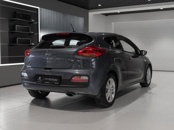 Kia Ceed II Рестайлинг с пробегом 2015 года, цена 1 095 000 рублей, 155083 км, хэтчбек, Автокод Объявления