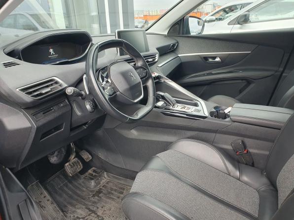 Peugeot 3008 II с пробегом 2018 года, цена 1 795 000 рублей, 74000 км, внедорожник, Автокод Объявления