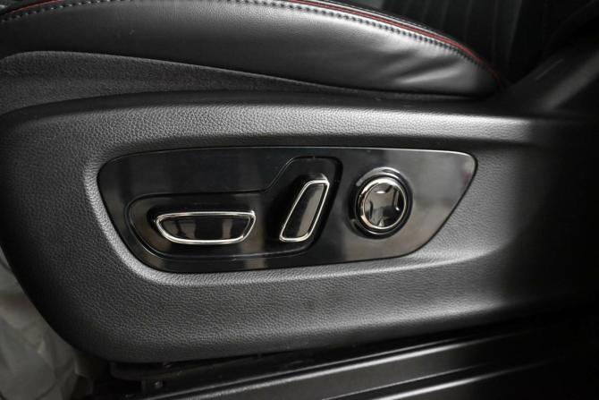 GAC M8 с пробегом 2024 года, цена 5 100 000 рублей, 21088 км, минивэн, Автокод Объявления