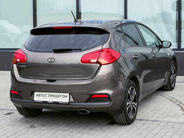 Kia Ceed II с пробегом 2015 года, цена 1 345 000 рублей, 142000 км, хэтчбек, Автокод Объявления