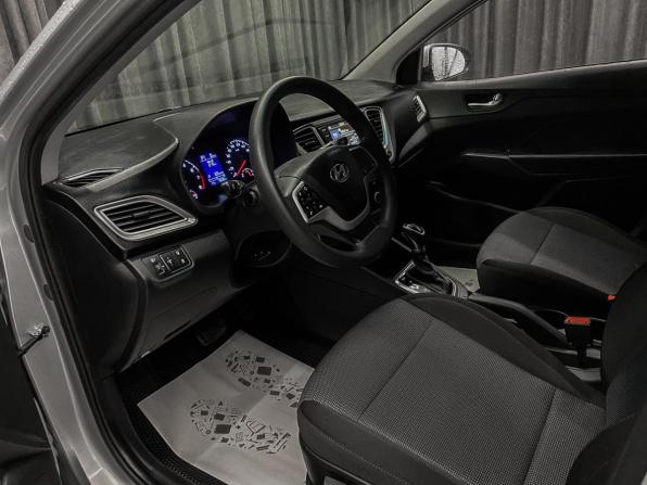 Hyundai Solaris II Рестайлинг с пробегом 2021 года, цена 1 390 000 рублей, 78000 км, седан, Автокод Объявления