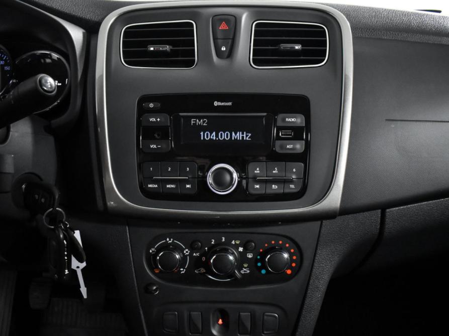 Renault Logan II Рестайлинг Санкт-Петербург  - изображение 18