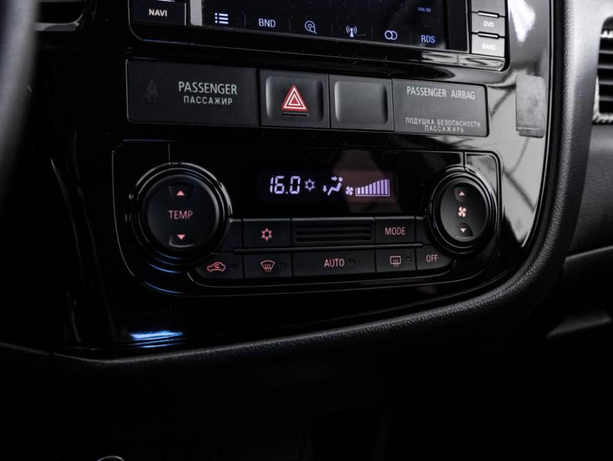 Mitsubishi Outlander III Рестайлинг 2 Санкт-Петербург  - изображение 15