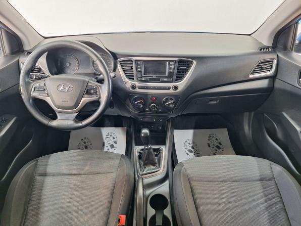 Hyundai Solaris II с пробегом 2018 года, цена 780 000 рублей, 369578 км, седан, Автокод Объявления