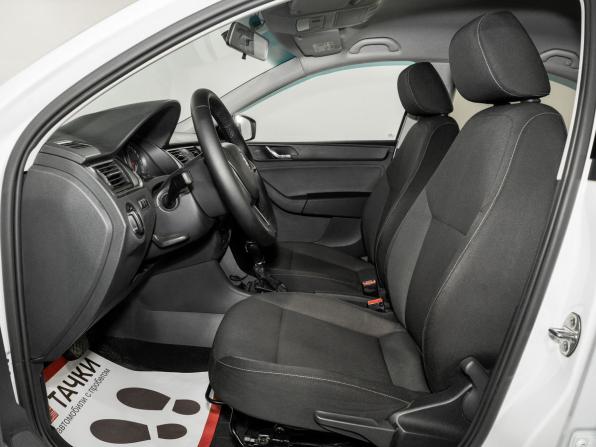 Skoda Rapid I с пробегом 2014 года, цена 990 300 рублей, 136955 км, лифтбек, Автокод Объявления