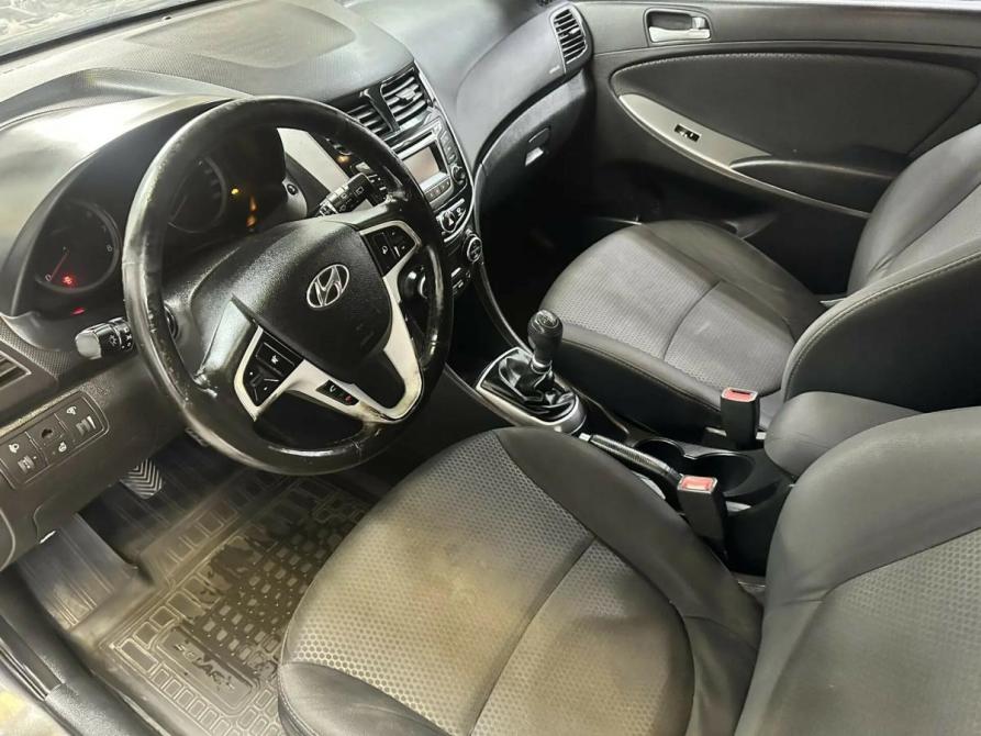Hyundai Solaris I Рестайлинг Набережные Челны  - изображение 8