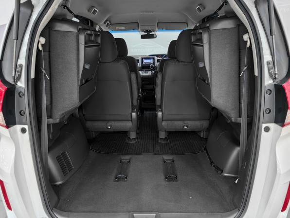 Honda Freed II с пробегом 2018 года, цена 1 630 000 рублей, 156016 км, компактвэн, Автокод Объявления