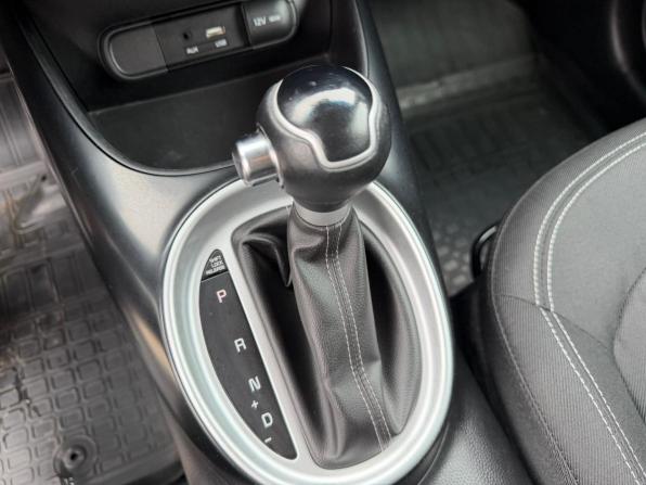 Kia Soul II Рестайлинг с пробегом 2018 года, цена 1 400 000 рублей, 118095 км, хэтчбек, Автокод Объявления