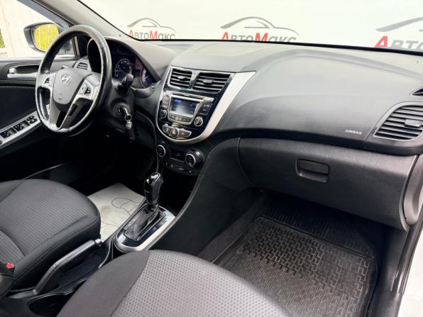 Hyundai Solaris I Рестайлинг с пробегом 2015 года, цена 1 070 000 рублей, 128556 км, хэтчбек, Автокод Объявления