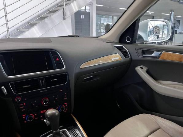 Audi Q5 I (8R) с пробегом 2009 года, цена 1 229 900 рублей, 250000 км, внедорожник, Автокод Объявления