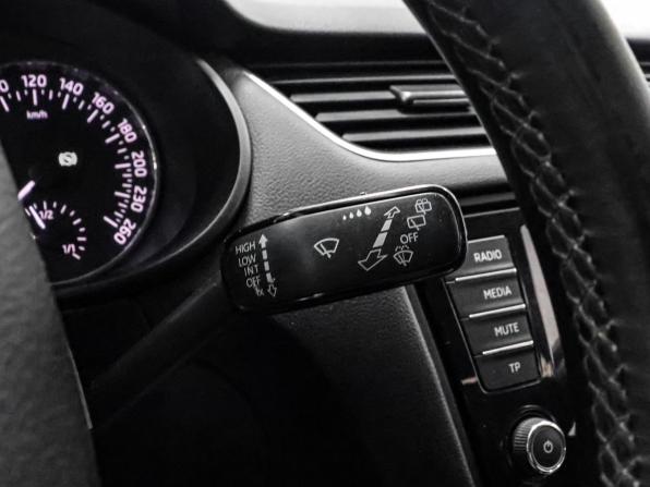 Skoda Octavia III (A7) с пробегом 2013 года, цена 949 000 рублей, 283784 км, лифтбек, Автокод Объявления