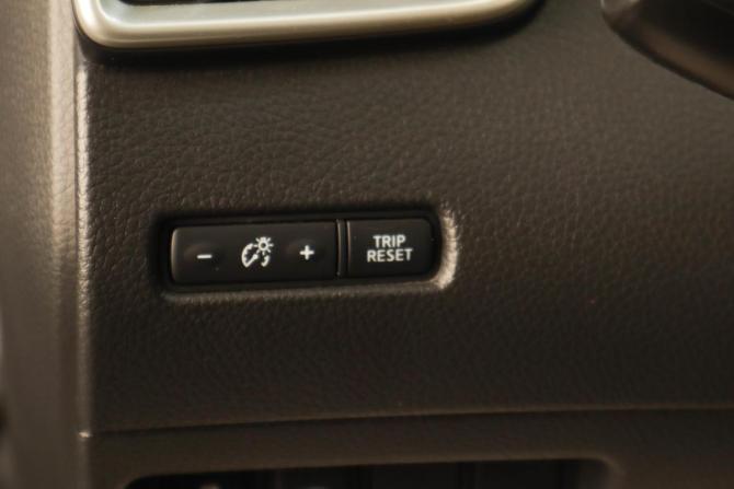 Nissan Qashqai II с пробегом 2017 года, цена 1 659 000 рублей, 98000 км, внедорожник, Автокод Объявления