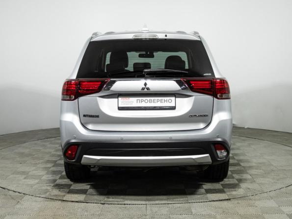 Mitsubishi Outlander III Рестайлинг 2 с пробегом 2017 года, цена 1 760 000 рублей, 183202 км, внедорожник, Автокод Объявления