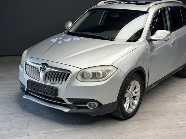 Brilliance V5 I с пробегом 2015 года, цена 320 000 рублей, 176591 км, внедорожник, Автокод Объявления