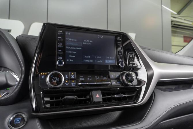Toyota Highlander IV (XU70) с пробегом 2022 года, цена 7 999 000 рублей, 101 км, внедорожник, Автокод Объявления