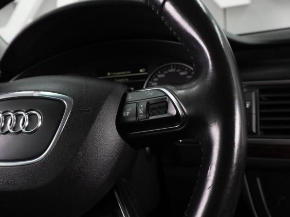 Audi A6 IV (C7) Рестайлинг с пробегом 2015 года, цена 1 699 000 рублей, 207416 км, седан, Автокод Объявления