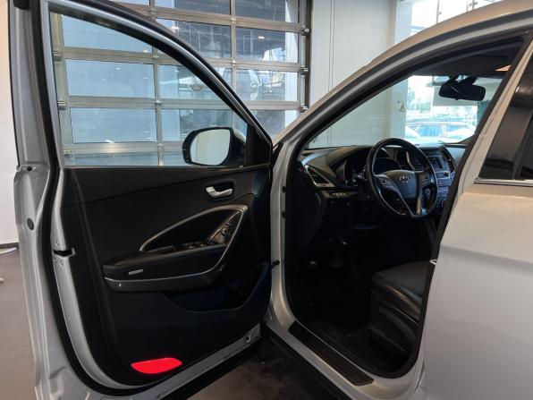 Hyundai Santa Fe III Рестайлинг с пробегом 2016 года, цена 2 250 000 рублей, 151455 км, внедорожник, Автокод Объявления