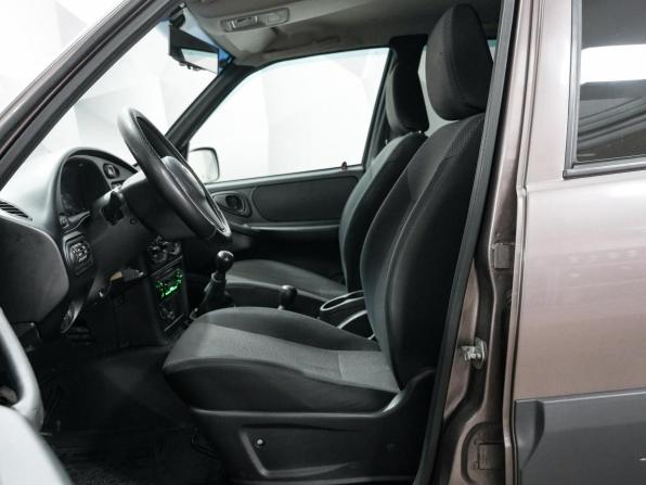 Chevrolet Niva I Рестайлинг с пробегом 2018 года, цена 781 000 рублей, 60000 км, внедорожник, Автокод Объявления