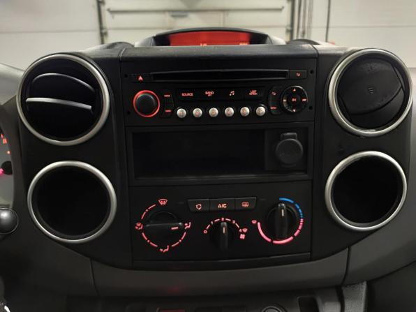 Citroen Berlingo II Рестайлинг 2 с пробегом 2018 года, цена 1 030 000 рублей, 217356 км, универсал, Автокод Объявления