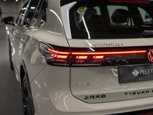 Volkswagen Tiguan III (China Market) с пробегом 2026 года, цена 5 300 000 рублей, 50 км, внедорожник, Автокод Объявления