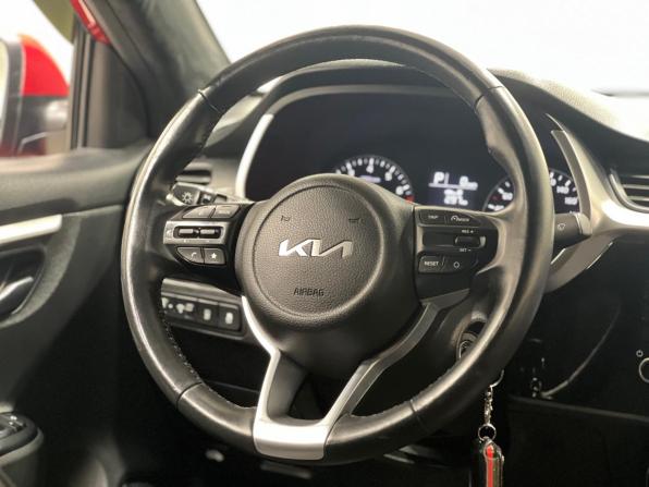 Kia Rio IV Рестайлинг с пробегом 2021 года, цена 1 550 000 рублей, 116000 км, седан, Автокод Объявления