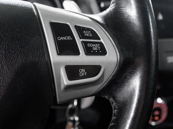 Mitsubishi Outlander II Рестайлинг с пробегом 2011 года, цена 1 300 000 рублей, 242209 км, внедорожник, Автокод Объявления